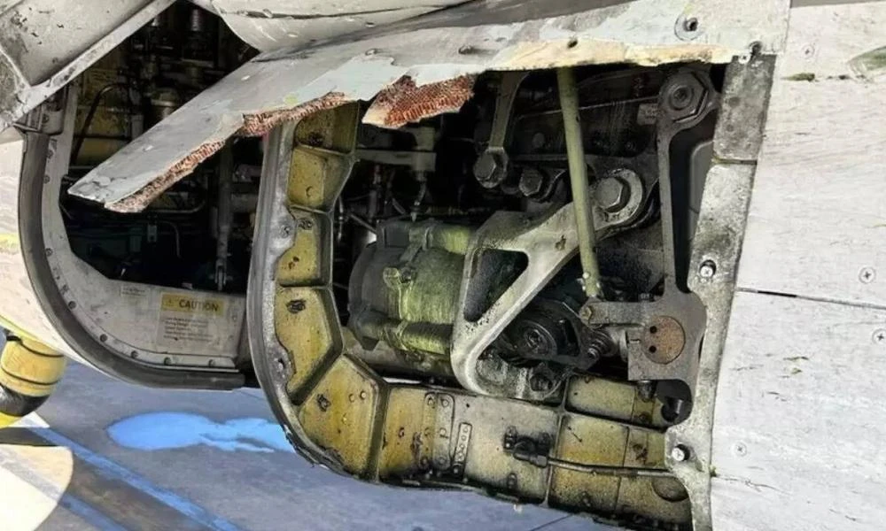 Τι συμβαίνει με τα Boeing; Νέο θρίλερ με αποκόλληση τμήματος της ατράκτου - Νεκρός πρώην εργαζόμενος της Boeing, που θα κατέθετε εναντίον της